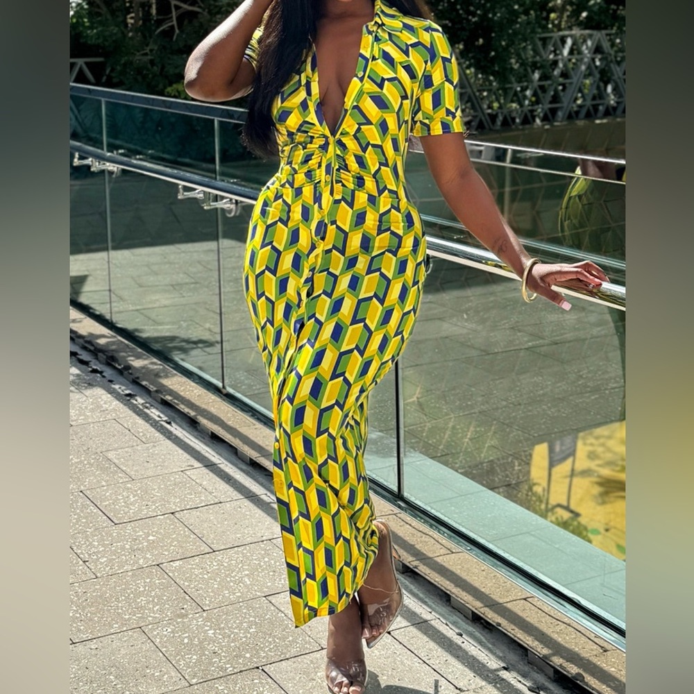 Multi-color Spring/Summer midi dress 3/4 sleeve size M